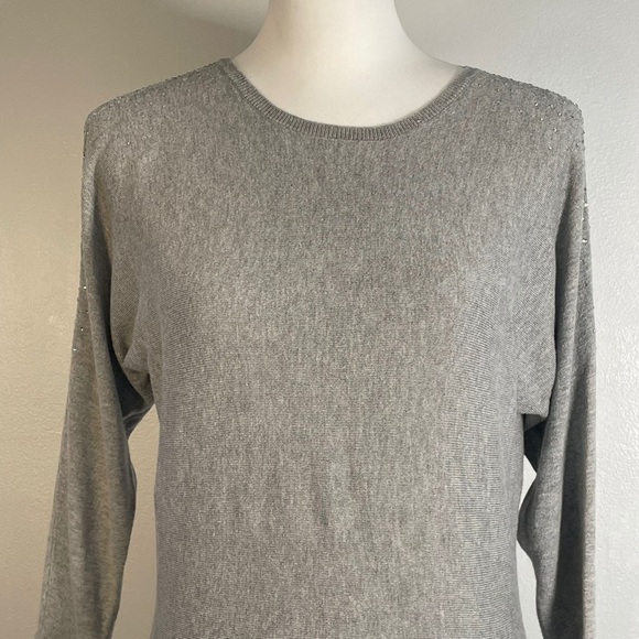 Loft Ash Gray Round Neck Clear Gemstone Cold Shoulder Long Sleeve Sweater XS - Picture 3 of 14